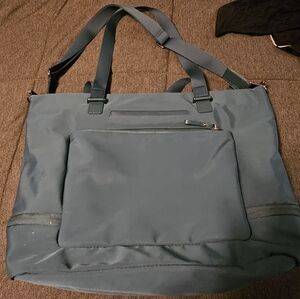 Bellcourt convertable carryall